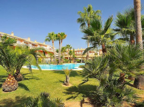 Luxury 2 bed apartment near beach